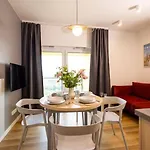 B Urban Od Wroclawapartament-pl Апартаменты