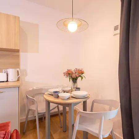 B Urban Od Wroclawapartament-pl Διαμέρισμα